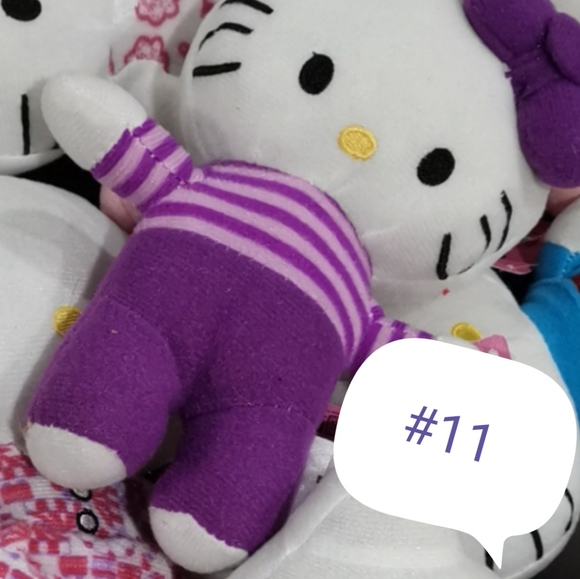 Small hello Kitty plush 3/$6 - Picture 3 of 5